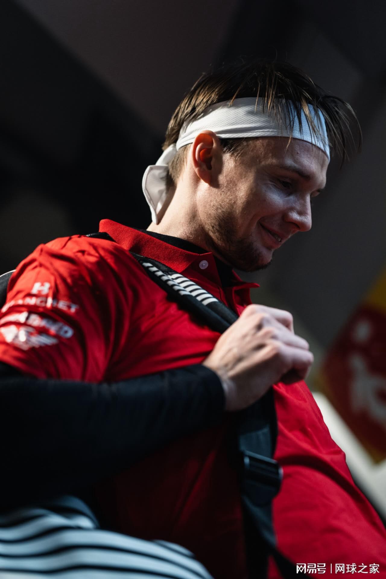 开云下载-澳网男单下半区前瞻：辛纳德约过关无虞，穆塞蒂谢尔顿迎强敌！